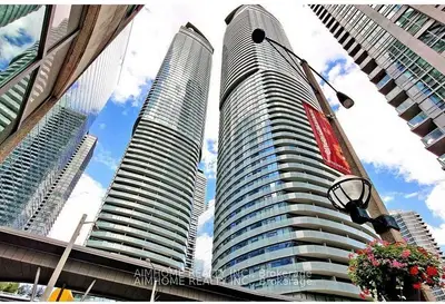 14 York Street 2307, Toronto C01, On M5j 0b1