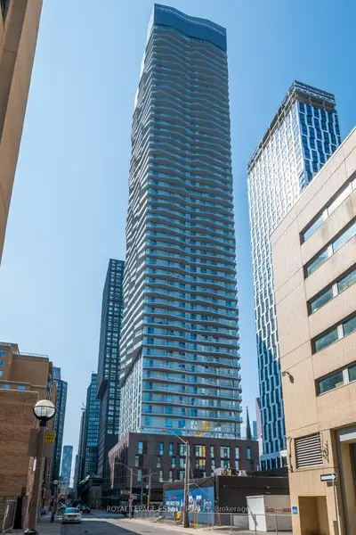 100 Dalhousie Street 4704, Toronto C08, On M5b 0c7