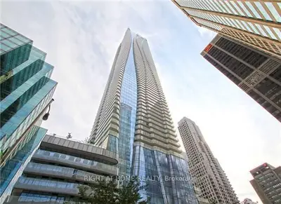 1 Bloor Street E 2507, Toronto C08, On M4w 0a9