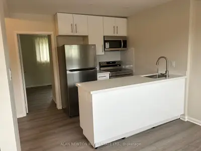 22 Tanjoe Court, Toronto C07, On M2m 1p7