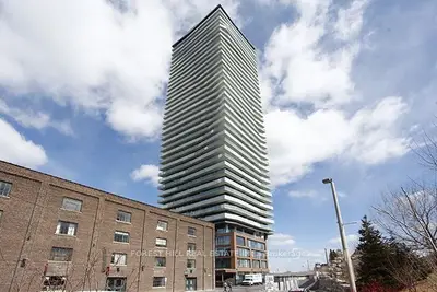 Condo Apartment in Toronto