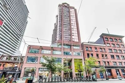 393 King Street W 508, Toronto C01, On M5v 3g8