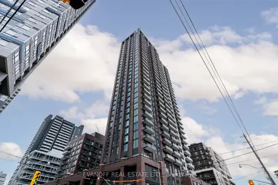 130 River Street 1206, Toronto C08, On M5a 0r8