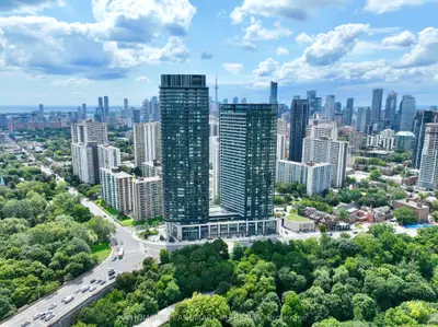 Condo Apartment in Toronto