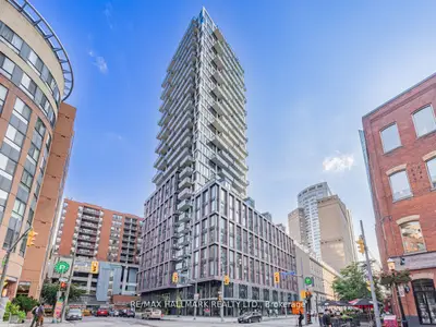 Condo Apartment in Toronto