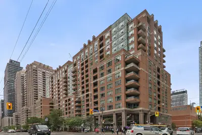 Condo Apartment in Toronto