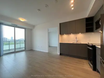 25 Holly Street 1108, Toronto C10, On M4s 0e3