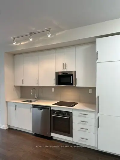 460 Adelaide Street E 1126, Toronto C08, On M5a 1n6
