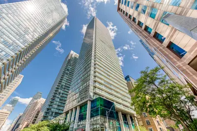 38 Grenville Street 801, Toronto C01, On M4y 1a5
