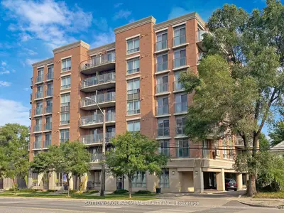 Condo Apartment in Toronto