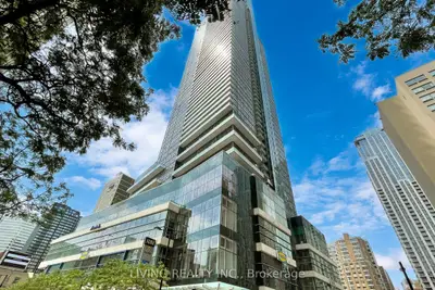 386 Yonge Street 4411, Toronto C01, On M5b 0a5