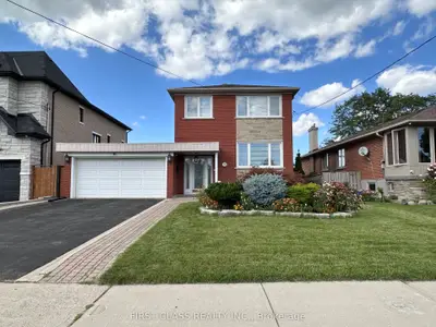 176 Regina Avenue, Toronto C04, On M6a 1s1