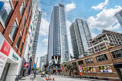 Condo Apartment in Toronto