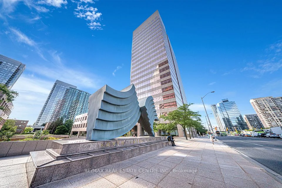5700 Yonge Street Road 200 C, Toronto C07, ON L5N 1W1