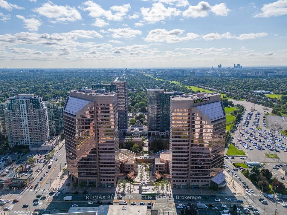 5700 Yonge Street Road 200 E, Toronto C07, ON L5N 1W1