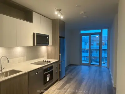 70 Princess Street Ph 3013, Toronto C08, On M5a 0x6