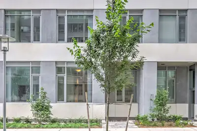Condo Townhouse in Toronto