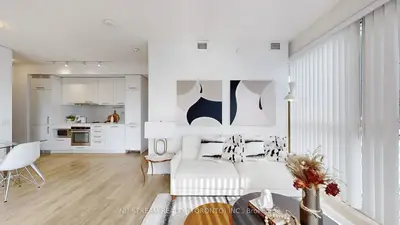 Condo Apartment in Toronto