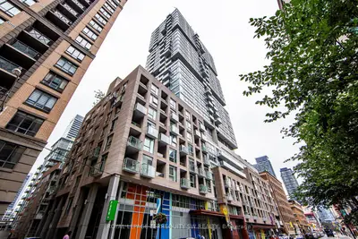 Condo Apartment in Toronto