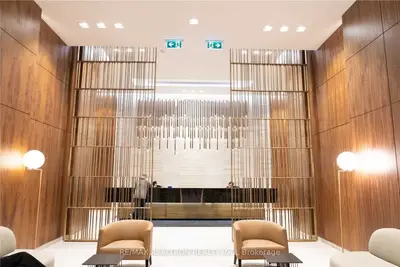 8 Eglinton Avenue E 2605, Toronto C03, On M4p 0c1