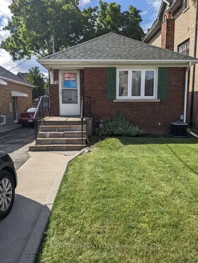 Detached in Toronto
