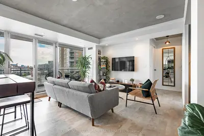 100 Western Battery Road 804, Toronto C01, On M6k 3s2