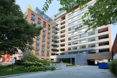 400 Wellington Street W 903, Toronto C01, On M5v 0b5
