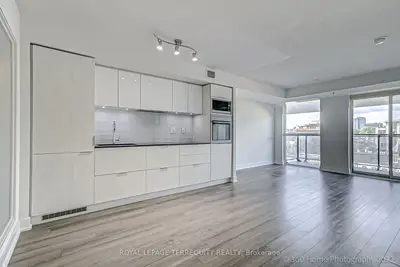 318 Richmond Street W 501, Toronto C01, On M5v 0b4