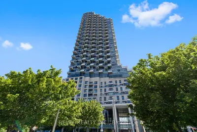 Condo Apartment in Toronto