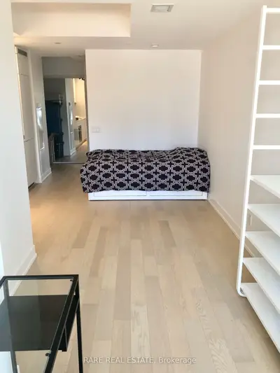 7 Grenville St Street 1012, Toronto C01, On M4y 1a1