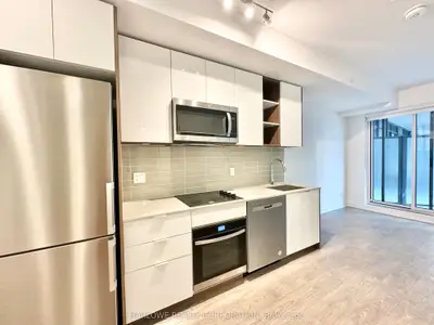 543 Richmond Street W 820, Toronto C01, On M5v 0w9