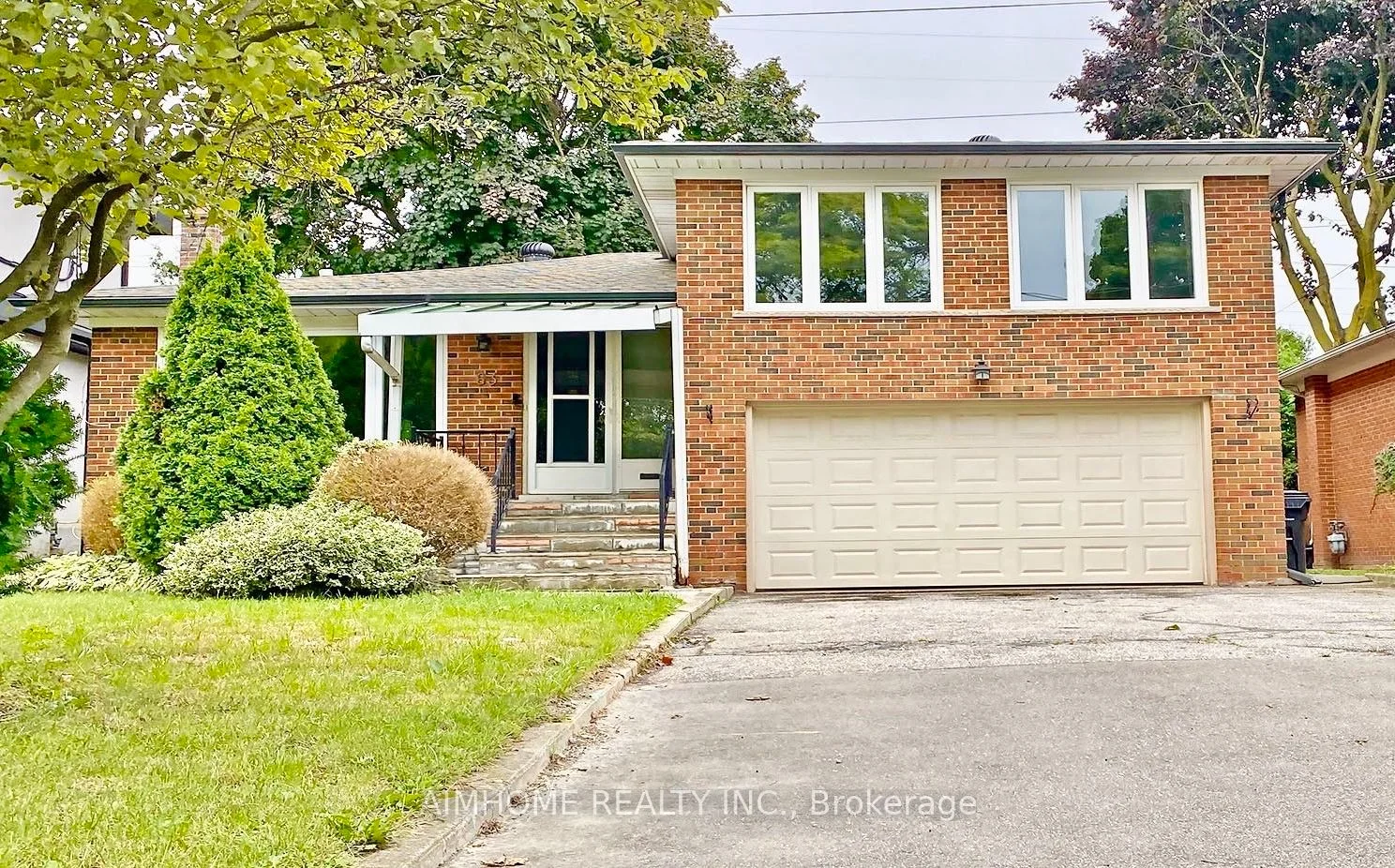 Detached in Toronto
