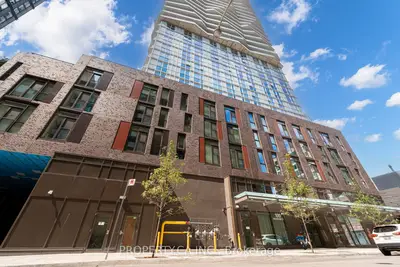 100 Dalhousie Street 2112, Toronto C08, On M5b 0c7