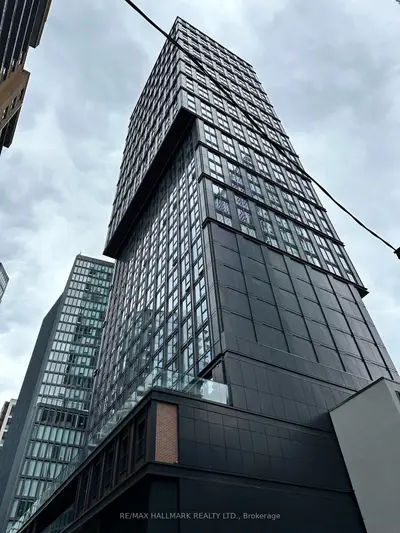 82 Dalhousie Street S Lph 05, Toronto C08, On M5b 0c5