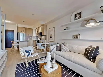 Condo Apartment in Toronto