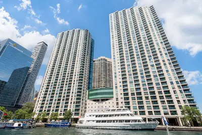 Condo Apartment in Toronto