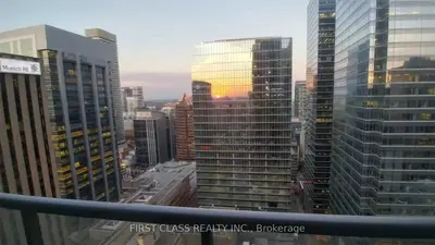 70 Temperance Street 3605, Toronto C01, On M5h 0b1