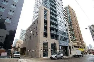 Condo Apartment in Toronto