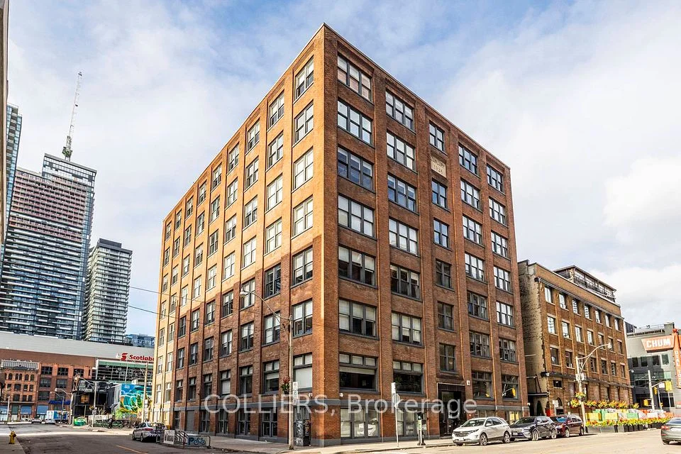 30 Duncan Street 102, Toronto C01, ON M5V 2C3