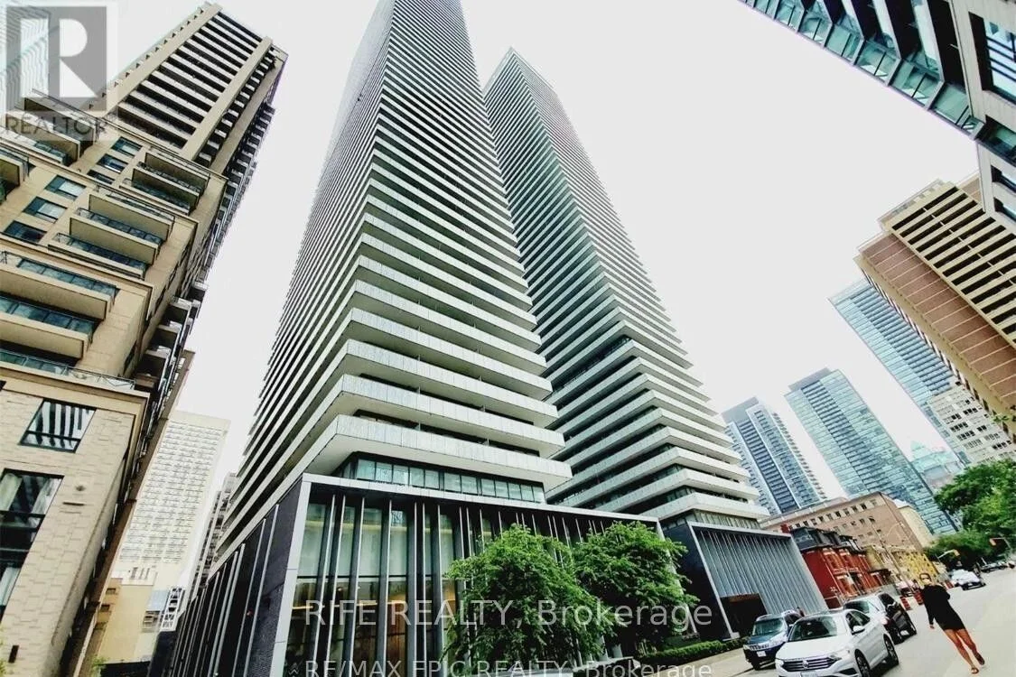 50 Charles Street E 3407, Toronto C08, On M4y 1t1
