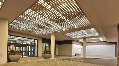 460 Adelaide Street E 1229, Toronto C08, On M5a 1n4