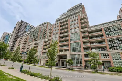 Condo Apartment in Toronto