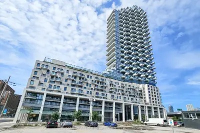 16 Bonnycastle Street 1702, Toronto C08, On M5a 0c9