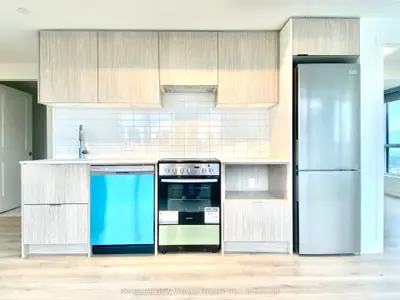 395 Bloor Street E 3102, Toronto C08, On M4w 1h7
