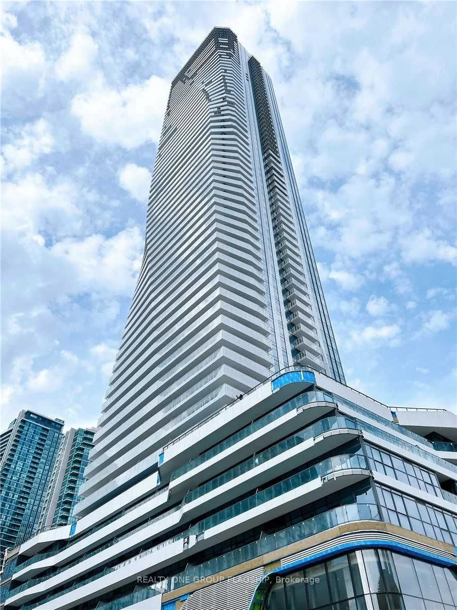 28 Freeland Street 4304, Toronto C08, On M5e 0e3