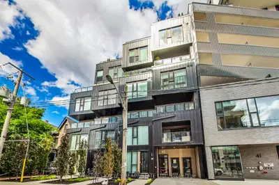Condo Apartment in Toronto