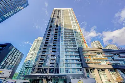 Condo Apartment in Toronto