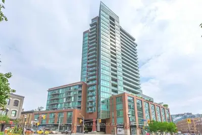 Condo Apartment in Toronto
