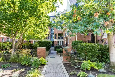 Condo Townhouse in Toronto