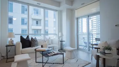Condo Apartment in Toronto